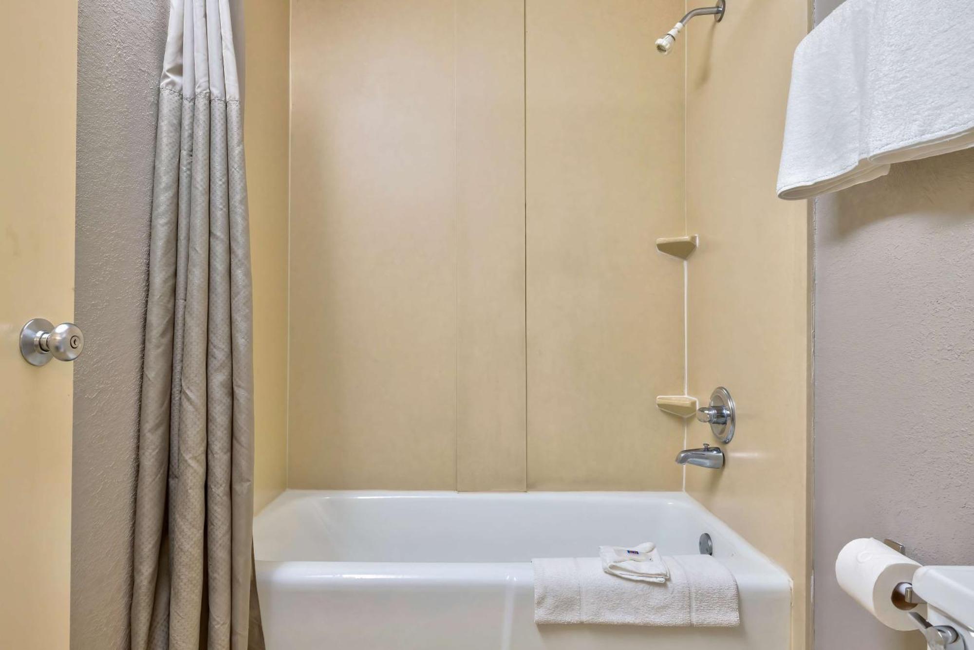 Motel 6 Morgantown Ngoại thất bức ảnh